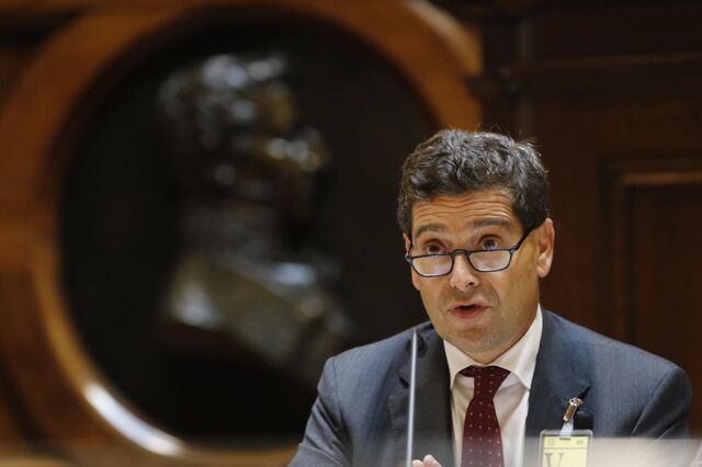 Ramalho: 'Novo Banco não é um Ás para ser jogado no jogo político'