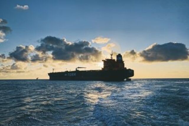 Dois petroleiros incendiados na costa turca no Mar Negro