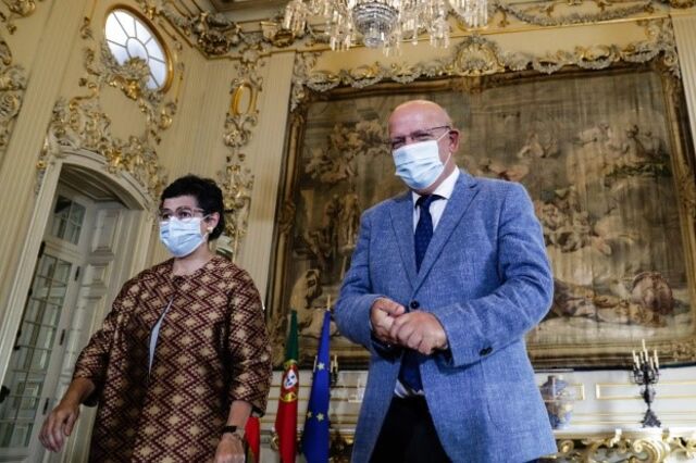 Covid-19: Portugal e Espanha mantêm fronteira aberta e defendem medidas 'cirúrgicas'