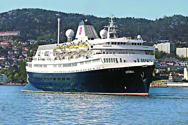 Astoria rebocado para Lisboa numa falência de 150 milhões