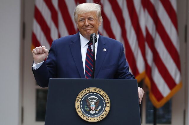 Bilionários norte-americanos ficaram 1 bilião de dólares mais ricos durante a governação de Trump