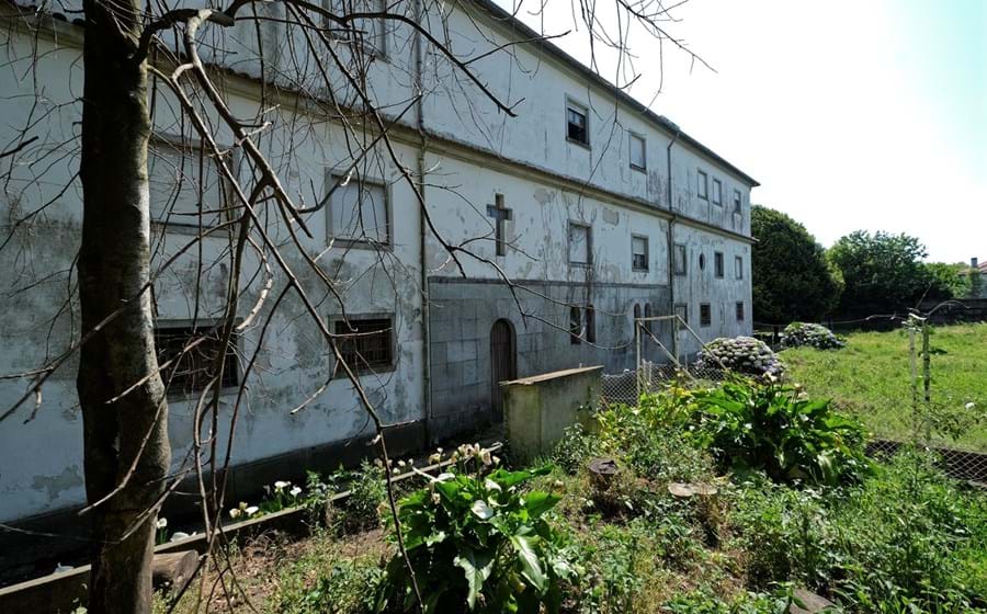 Inaugurado em 1951, o Convento de Francos está ao abandono há quase duas décadas.