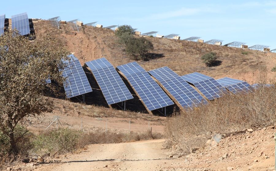painéis solares, central solar