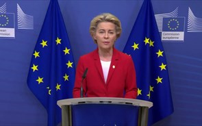 Bruxelas abre processo de infração contra Reino Unido por lei polémica 