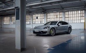Novos Porsche Panamera - híbridos recarregáveis