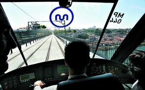 Concessão do metro do Porto prorrogada até março de 2027
