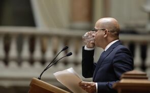 joao leao ministro finanças parlamento