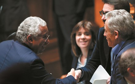 Bloco e PCP rejeitam chantagem de Costa no Orçamento antes de reunirem com governo