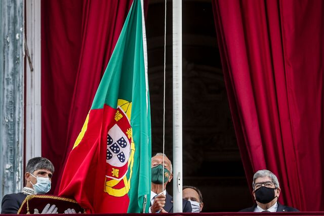 Convergir no essencial e afastar corrupção, pede Marcelo