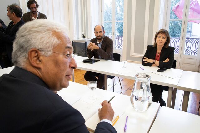 Governo propõe ao BE alargar acesso a apoio social e calendário para contratações no SNS