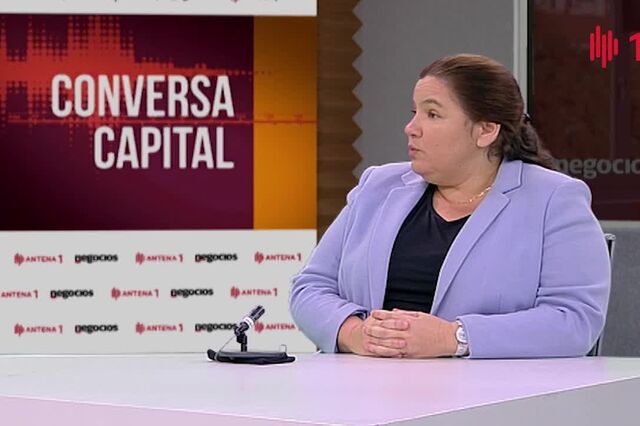 Alexandra Leitão sustenta que a proposta sobre obrigatoriedade da app pretendeu lançar a discussão