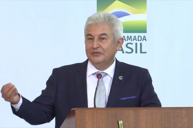 Covid-19: Brasil anuncia resultados positivos em tratamento 'precoce' contra vírus