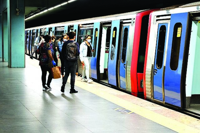 Trabalhadores do Metro de Lisboa iniciam sexta-feira greve às horas extra