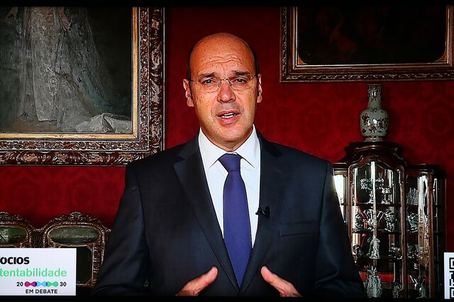 Pedro Siza Vieira: “Quem não se mexer fica excluído dos mercados” 