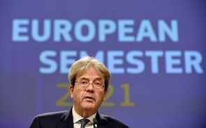 Bruxelas aprova Orçamento português mas quer avaliação de fundo ao país