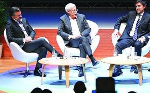 Alexandre Fonseca (Altice), Mário Vaz (Vodafone) e Miguel Almeida (Nos) 