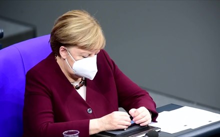 Merkel prolonga confinamento na Alemanha até 18 de abril