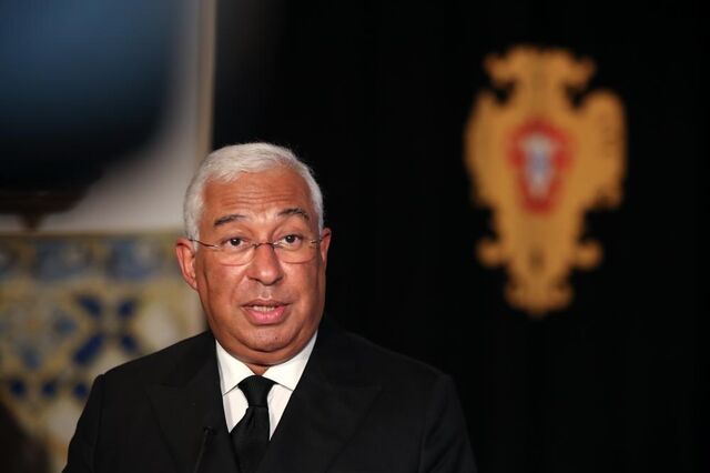 Costa: Portugal preparou-se para segunda vaga e SNS pode chegar às 18 mil camas para doentes covid-19