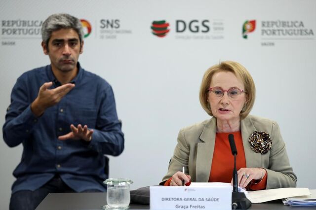 Covid-19: DGS adverte que refeições são 'um momento de alto risco'