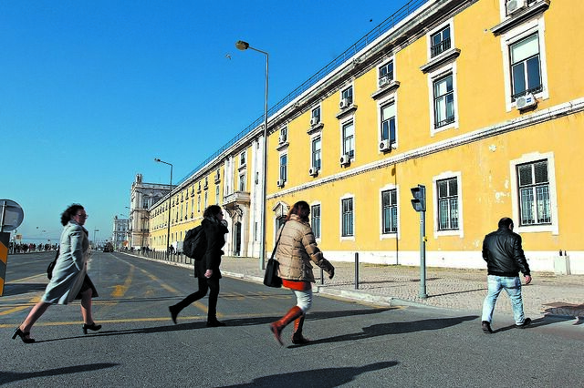 Finanças vão analisar auditoria de Bruxelas sobre Zona Franca da Madeira