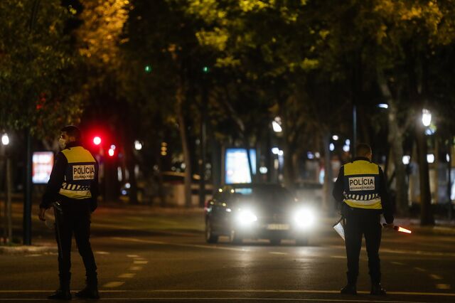 Recolher obrigatório permanece em 113 concelhos nas próximas duas semanas   