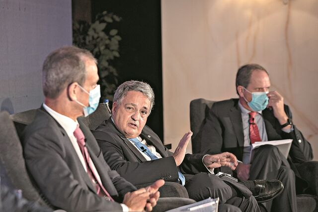 Economistas: Subida dos juros impacta dívida pública detida pela banca mas sem risco para setor