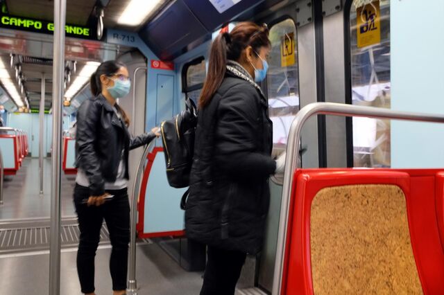 Enquanto Portugal confina, há uma Europa que está a relaxar e outra a apertar