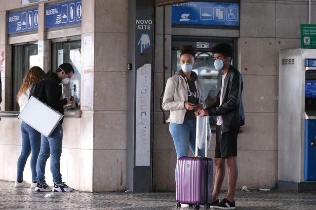 Portugal renova máximo de infeções diárias com 58.530 casos. Há mais 49 mortes