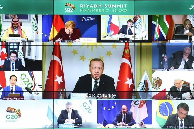 Líderes do G20 prometem esforços para garantir vacinas a todos