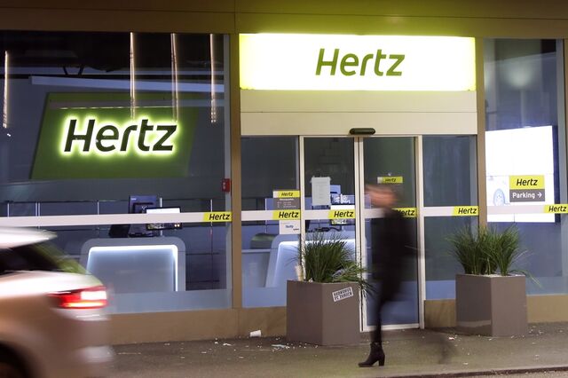 Hertz faz encomenda recorde de elétricos à Tesla 