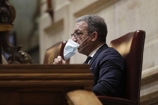 PSD vota contra relatório do NB 'se não sofrer alterações profundas'
