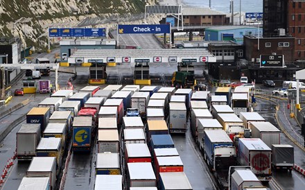 França reabre fronteira com o Reino Unido mas só entra quem tiver teste negativo à covid-19