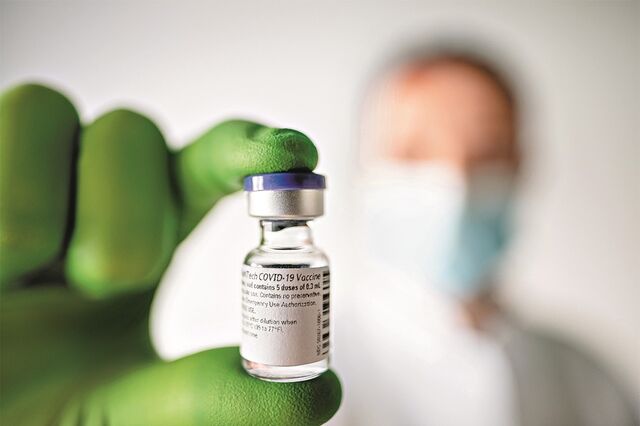 Europa encurta prazos e dá ok a vacina da Pfizer a 23 de dezembro