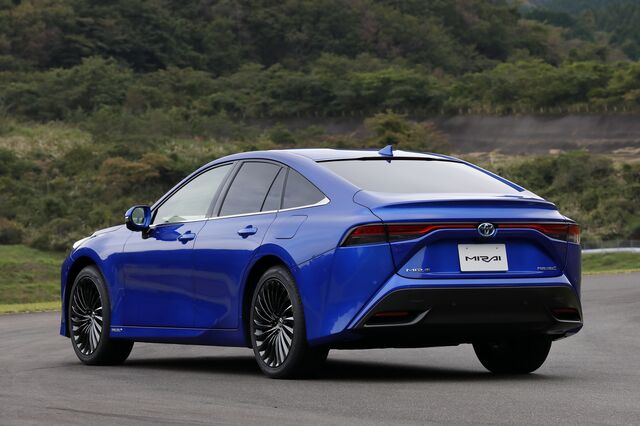 Toyota coloca à venda automóvel movido a células de combustível de hidrogénio