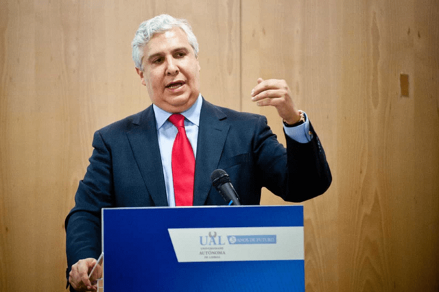 Parlamento desafiado a clarificar lei da prescrição após 'cartel da banca'