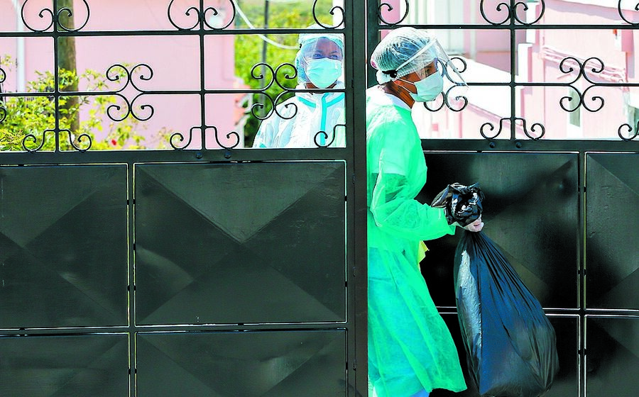pandemia mascaras protecão lares saude covid virus
