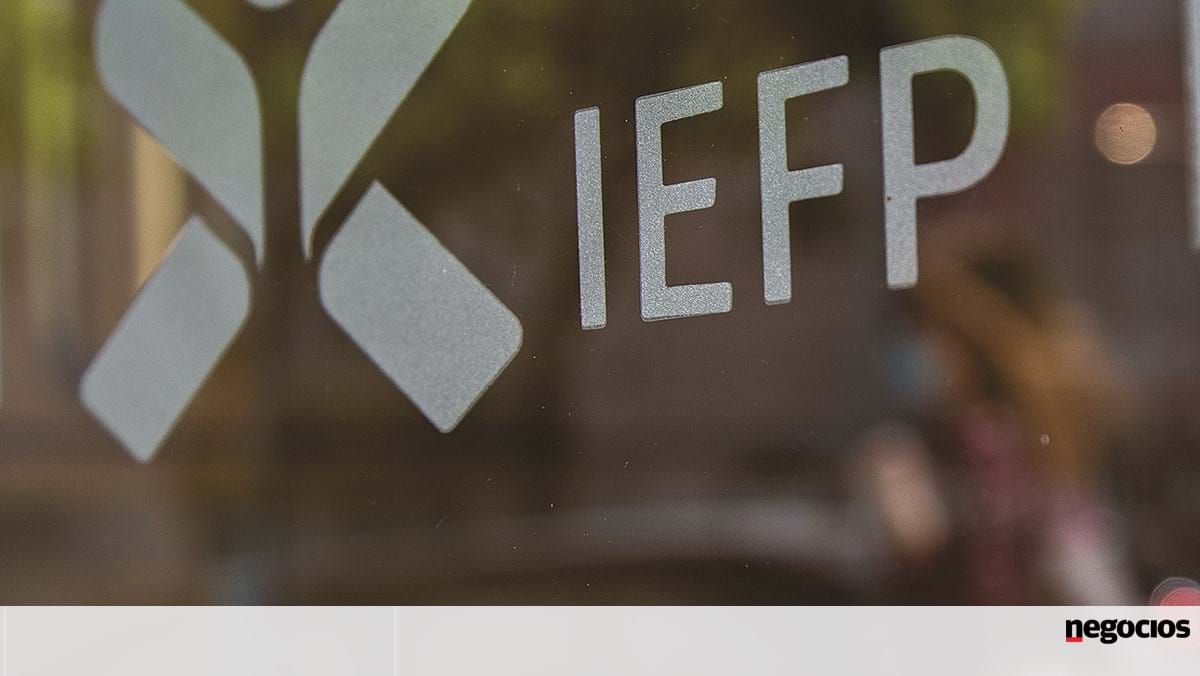 Empresas com dívidas ao IEFP podem receber apoios - Política - Jornal de  Negócios