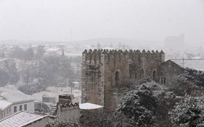 Frio mantém Portugal em alerta até terça-feira