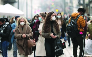 pessoas mascara covid pandemia virus