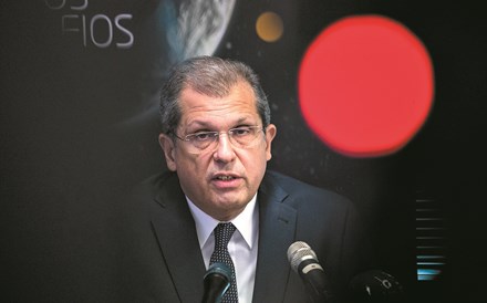 Modelo de leilão do 5G 'inventado' pela Anacom é o 'pior possível', acusa Costa