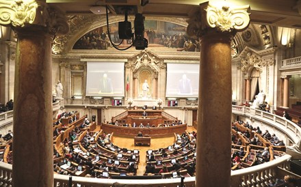 Parlamento volta a votar estado de emergência em 25 de fevereiro 