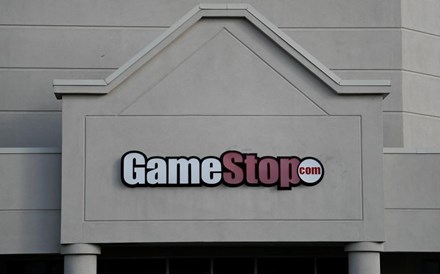 Robinhood retira restrições à negociação da GameStop e companhia