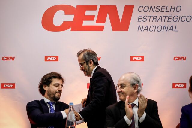 Poiares e Rangel acusam Costa de se 'confundir' com o país e de 'mentir'