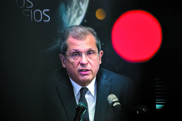 Modelo de leilão do 5G 'inventado' pela Anacom é o 'pior possível', acusa Costa