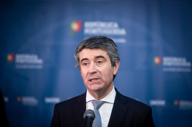 PS defende que confinamento deve continuar para 'não deitar tudo por terra'