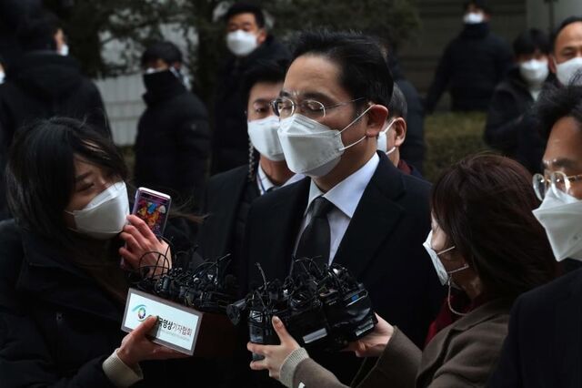 EUA pressionam Coreia do Sul a libertar líder da Samsung da prisão devido à crise de 'chips' 