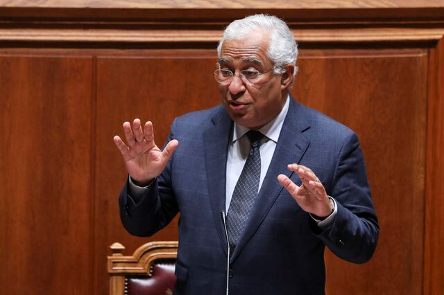 Costa admite fechar escolas e requisitar saúde privada se pandemia piorar. Novas medidas em vigor à meia-noite