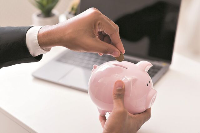 Metade dos portugueses só consegue poupar até 100 euros no final do mês 