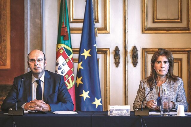 Segurança Social poupou 550 milhões em pensões e apoios