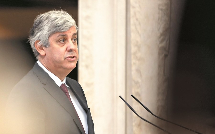 O Banco de Portugal, liderado por Mário Centeno, está de olhos postos no potencial interesse de Roger Tamraz no EuroBic.